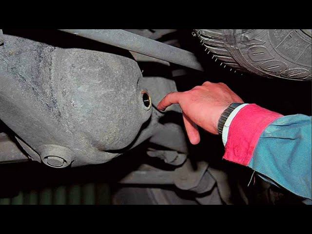 ДЛЯ ЧЕГО ОПЫТНЫЕ АВТОМОБИЛИСТЫ НЕ МЕНЯЮТ МАСЛО В МЕХАНИЧЕСКОЙ ТРАНСМИССИИ смотреть онлайн