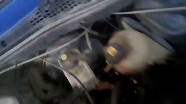 Замена термостата Рено Логан.Причина течи. смотреть онлайн