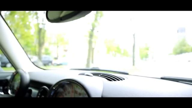 Экономичный, быстрый, яркий... Мой. Mini Cooper S