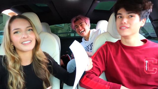 ФЛИРТУЕМ С ДРУЗЬЯМИ 24 ЧАСА  Stokes Twins на русском