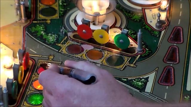 Refurbishing Williams' Classic 1986 High Speed Pinball Machine смотреть онлайн