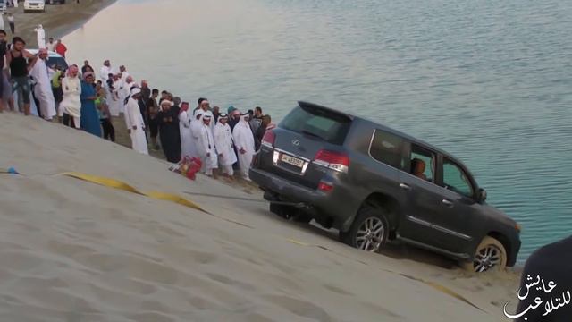 Rescue Land Cruiser from the Sea نيسان يسحب مواترمن ا смотреть онлайн