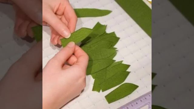 Подсолнух из бумаги своими руками Поделки из бумаги Sunflower made of paper wit смотреть онлайн