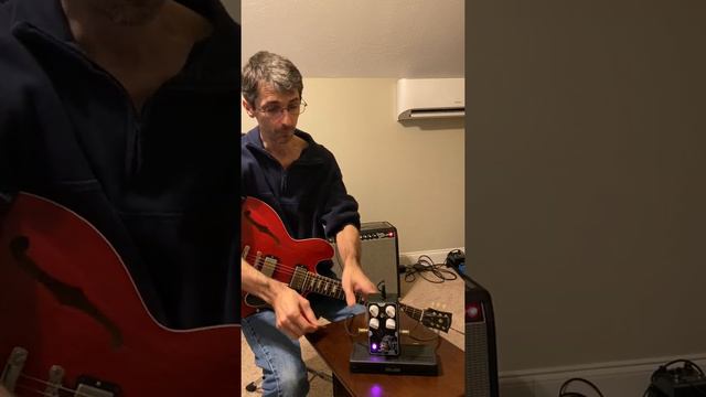 Missing Link Audio Black Hearted Woman Pedal and a Fender Tonemaster Twin смотреть онлайн
