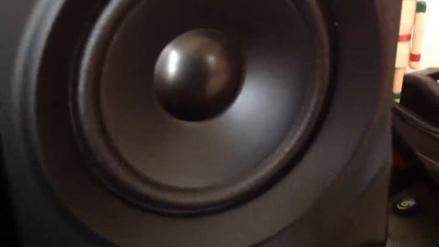 Jvc stareo system bass test смотреть онлайн