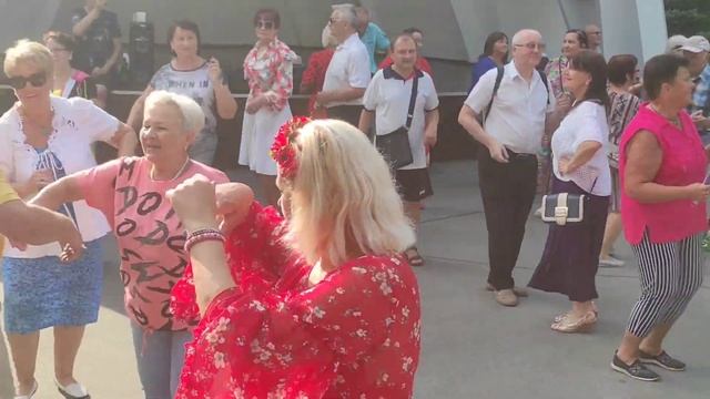 Танцы/Харьков/Dancing/Море солнце и песок/26.08.2023/?? смотреть онлайн