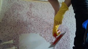 Как снять жидкие обои.