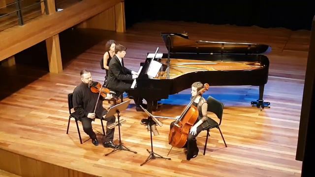 Rachmaninov : Trio élégiaque 1 смотреть онлайн