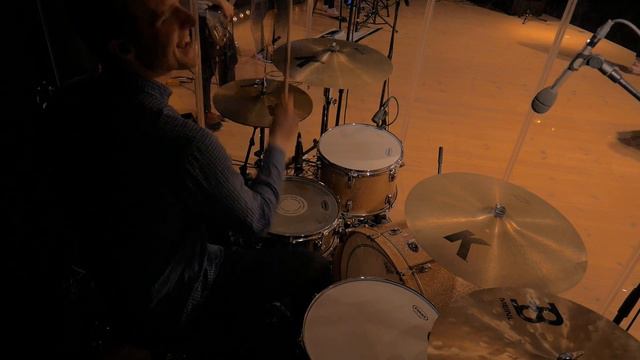 Overveldet - Radiate (drum cover) смотреть онлайн