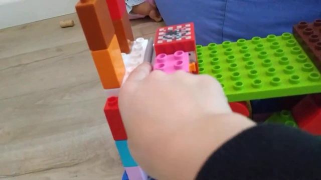 Знаменитый артелерия Дора!!! Из лего дупло! смотреть онлайн