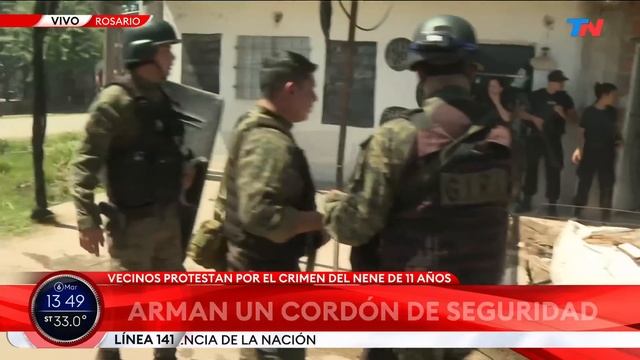 ROSARIO VIOLENTO I El momento en que sacan detenido al presunto narco acusado por el crimen смотреть онлайн