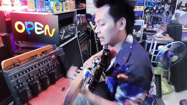 BOSS ME-80 & Guitar Squier Standard STRAT หัวโต รีวิวเสียง BY JUMBOH GUITAR FIRE смотреть онлайн