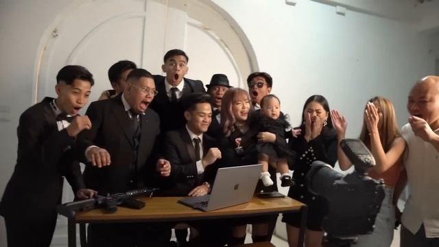 Maging MAFIA BOSS for 24 HOURS - Billboard Photshoot смотреть онлайн