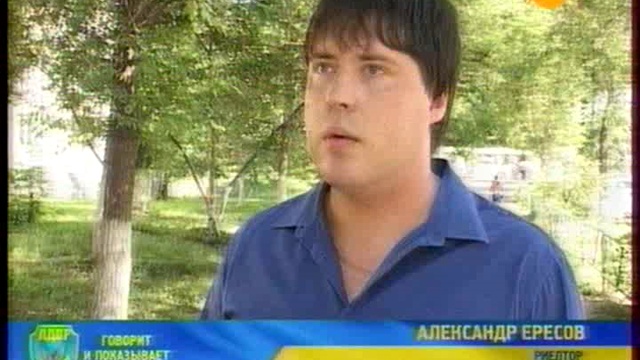 Очереди в регистрационную службу не заканчиваются