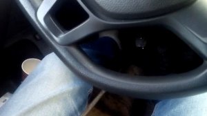 Как водить машину на механике со сломанной левой ногой. Инструкция по применению )