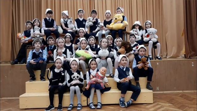 ПОЗДРАВЛЕНИЕ с 8 Марта ВСЕМ МАМАМ от 2-В класса! смотреть онлайн