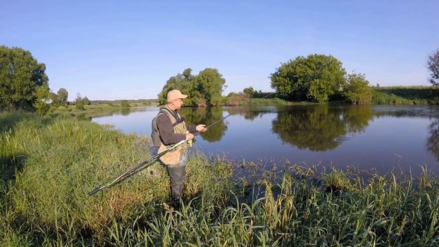 Летняя мормышка. Поролон против силиконового мотыля. смотреть онлайн
