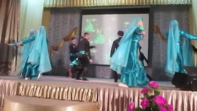 Армянский танец "Арцах" Коллектив "New Life" Егиндыколь) смотреть онлайн