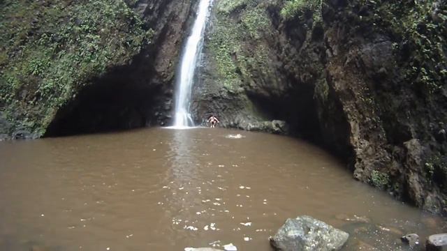 Sacred Falls смотреть онлайн