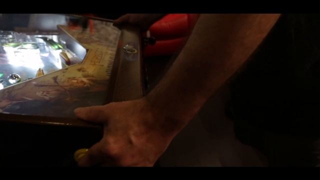 My precious: Pinball collector builds game room worthy of Mordor смотреть онлайн