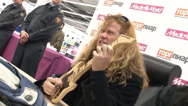 Автограф-сессия Megadeth в магазине Media Markt смотреть онлайн