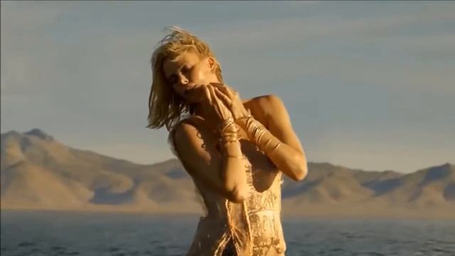Олеся Атланова - Я ВСЁ СКАЖУ ДВИЖЕНИЕМ РУКИ... смотреть онлайн