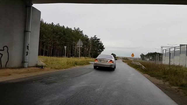BRUTAL Mercedes CL500 W215 V8 Sound MAE Exhaust Acceleration смотреть онлайн