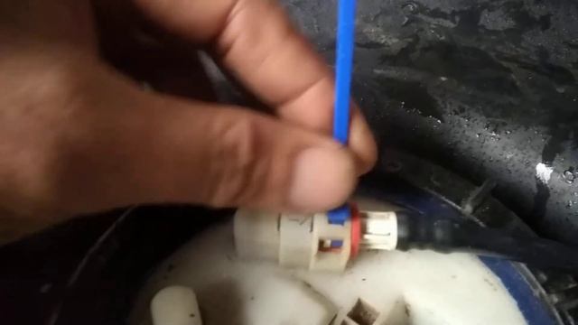 защелки бензонасоса смотреть онлайн