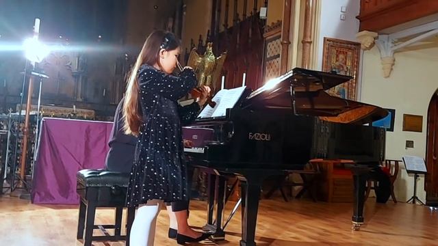 P. Tchaikovsky Chanson Triste. Anna-May Rosiek Nguyen, violin.