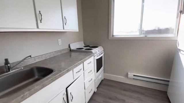 17 Lockwood Street Apt 11 in Moncton, NB смотреть онлайн