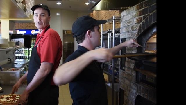 Fast Casual Flippers Pizzeria смотреть онлайн