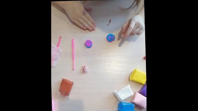 Лепим капкейки. Второй выпуск занимательной лепки.