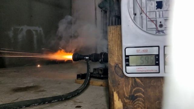 Детонационный двигатель Копьё -маленькая лаборатория для получения всех видов детонации. смотреть онлайн