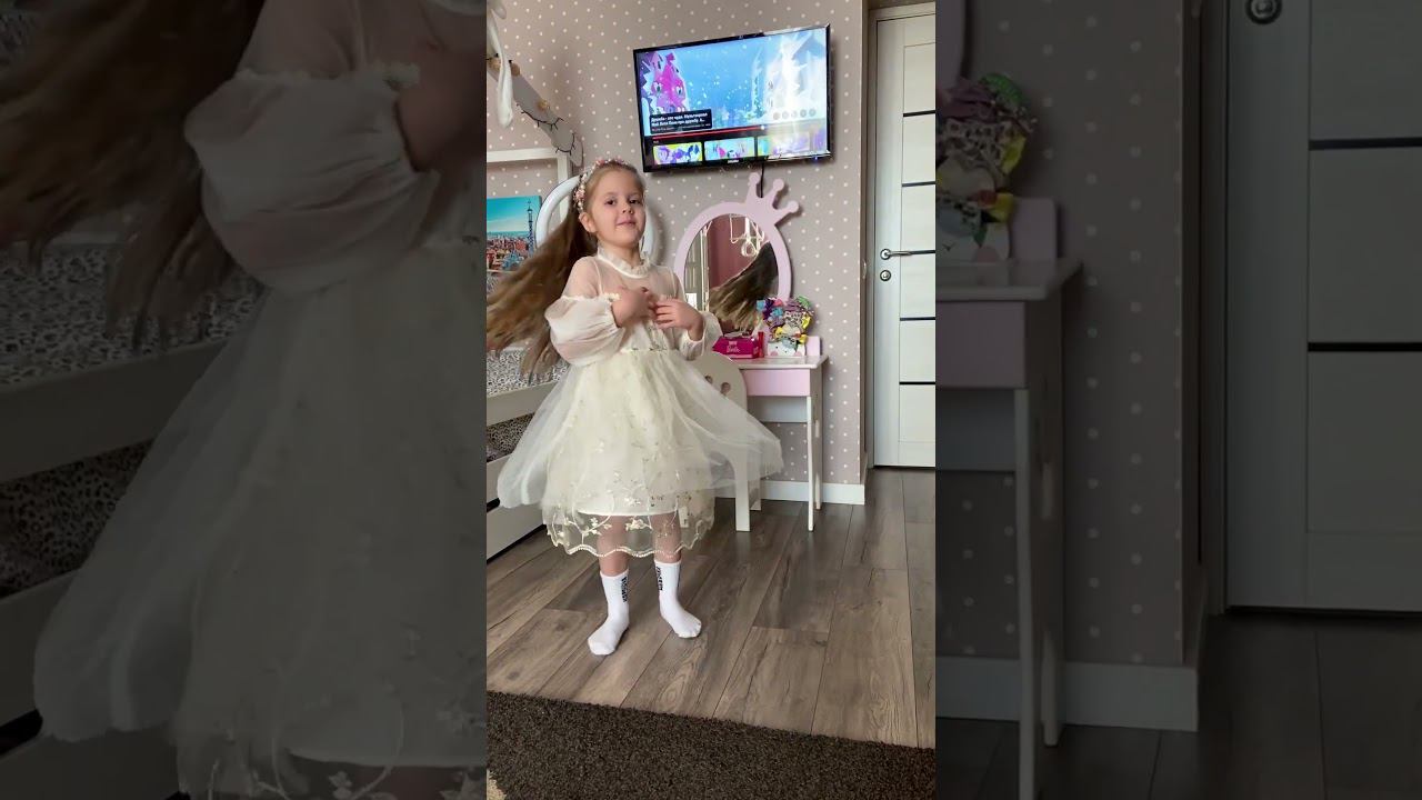 Праздничный наряд. Перевоплощение смотреть онлайн