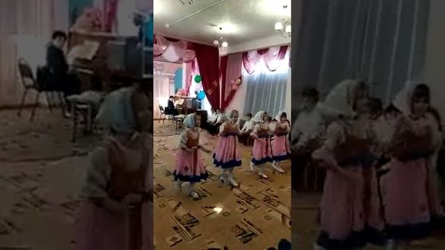 Танец бабушек смотреть онлайн