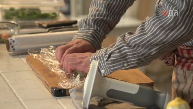 Рыба с зеленым соусом смотреть онлайн