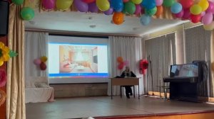 Праздничная сценка «Такая разная мама» на День матери