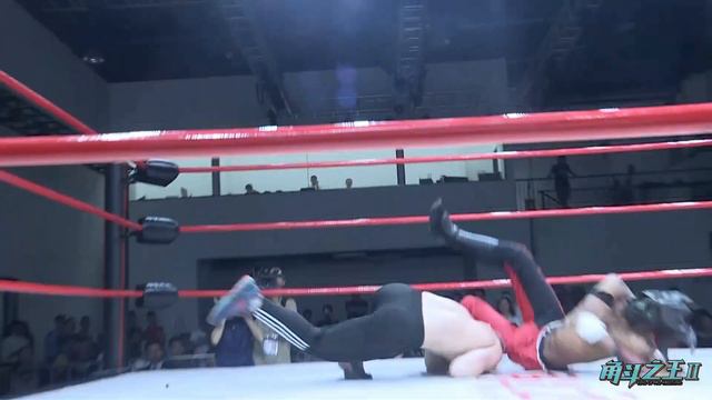 Lion Dance Brothers (Jason Wang & Shen Fei) vs. James Drake & Zombie Dragon KOPW II 角斗之王II 2018.8.1 смотреть онлайн