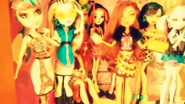 Обзор моей коллекции кукол Monster High!!! 125 кукол !! смотреть онлайн
