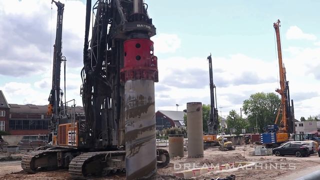 LIEBHERR LB44 LB36 LRB355 / BAUER BG36 BOHRGERÄT / GROSSBAUSTELLE INNENSTADT [8] DREAM MACHINES смотреть онлайн