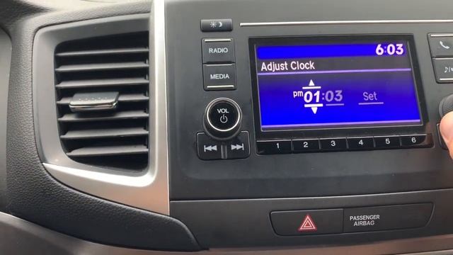 Honda Ridgeline RTL -- How to Set Clock Adjust 2017 2018 2019 смотреть онлайн