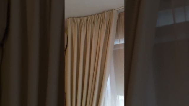 Шторы в дом, карниз полукруглый эркер. смотреть онлайн