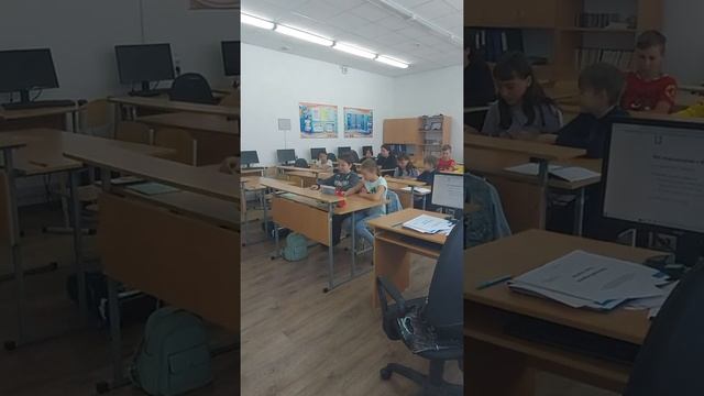 Франмент урока русской литературе в 5 классе на тему " Тёплый хлеб" К.Паустовского смотреть онлайн