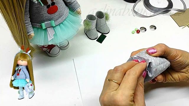 Подарочная коробочка в ручку для куклы смотреть онлайн