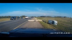 Жуть. Ужасные перевороты на дороге. Подборка аварий с перевёрнутыми авто || AutoTrash