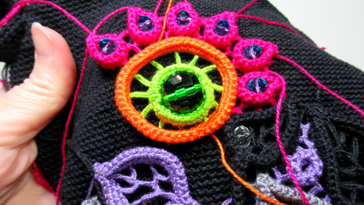 Сшиваю элемент "капля" для создания цветка смотреть онлайн