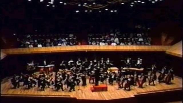 "Vals Alejandra" de Enrique Mora, Orquesta Clásica de México, Carlos Esteva смотреть онлайн