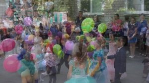 Танец с шарами на выпускном балу 2017 "Зеркало желаний" . Муз.  рук.  Максюта Г.  В.