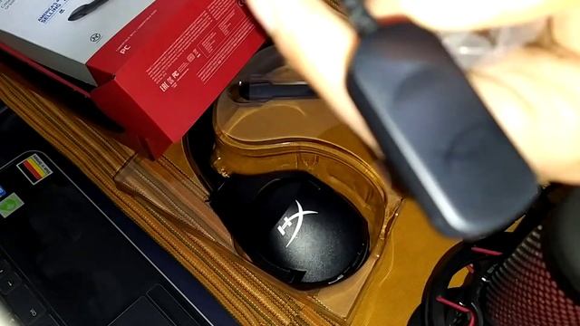 #HyperX #Cloud #Stinger™ S #unboxing смотреть онлайн