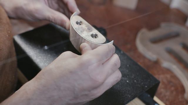 The Art of Violin Making - by Maestro Michalis Pantelides смотреть онлайн